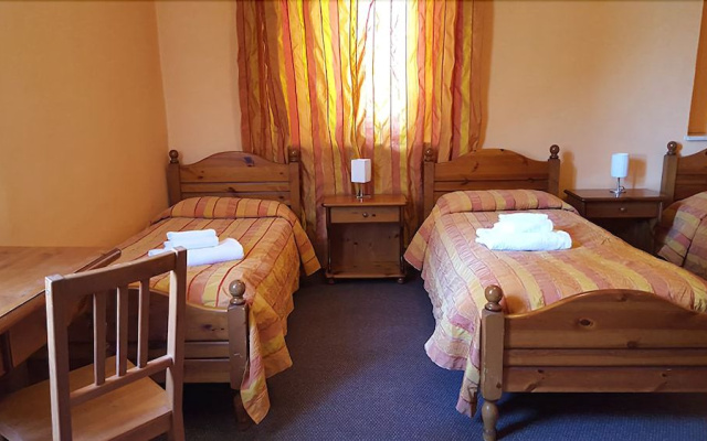 Hotel Calaluna