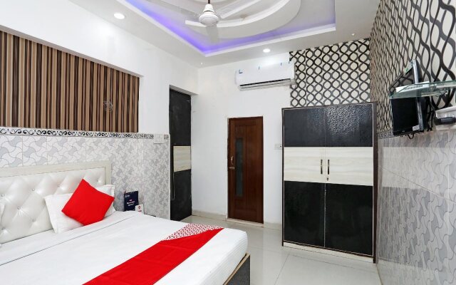 Tripathi Guest House by OYO Rooms