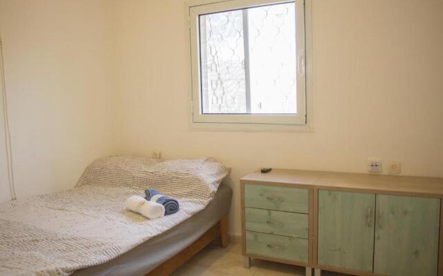 Beautiful 3 Bedroom Apartment