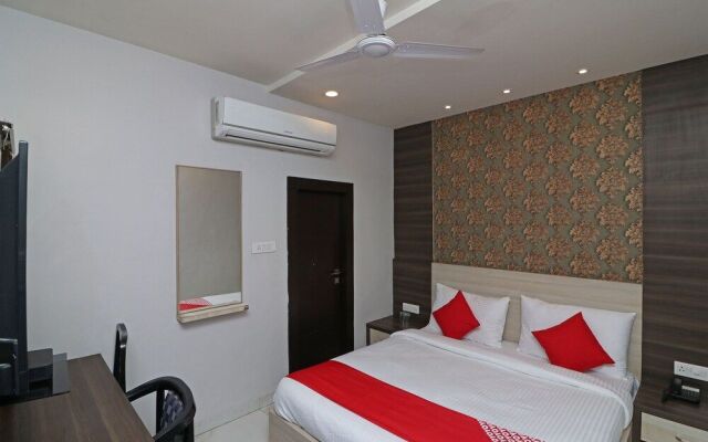Oyo Flagship 29055 Megha Inn Charbagh