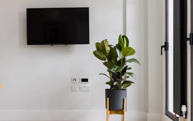 Vibrant Leicester Square 2BR - Netflix Nespresso