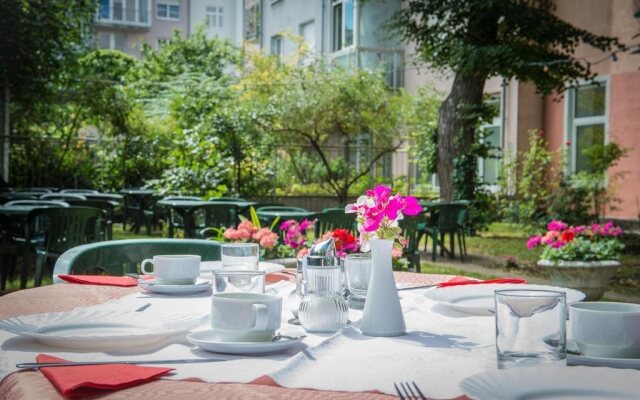 Garten - & Kunsthotels Gabriel