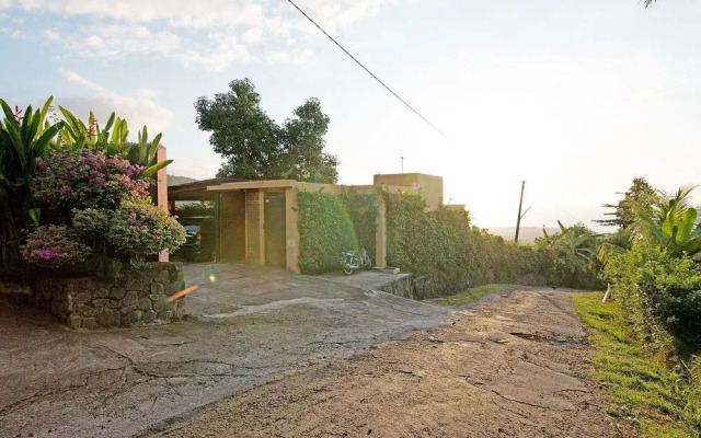 Zen Villa Lovina Ocean View
