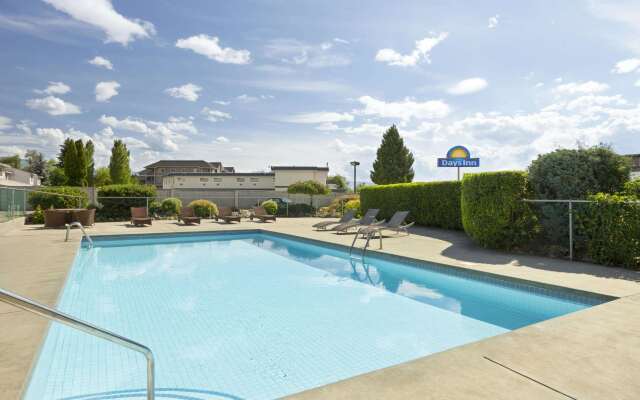 Days Inn by Wyndham Kelowna