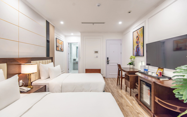 Reyna Luxury Hotel – Guest Rooms – Hanoi