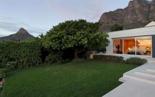 Gryphon House