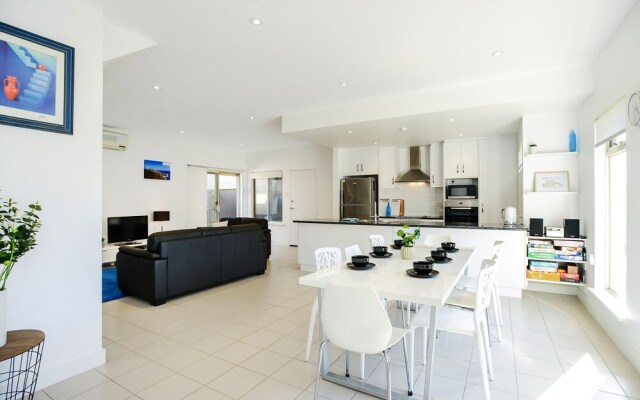 Modern Seaside Sanctuary