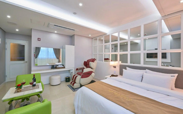 Madrid Hotel Gwangju