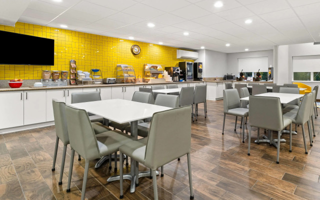 Microtel Inn & Suites by Wyndham Salisbury