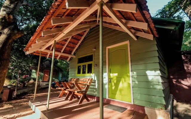 Commune18 Resorts