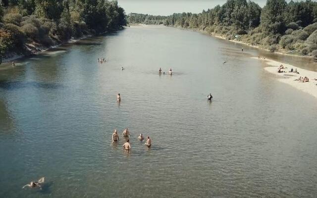 Camping les Plages de l'Ain