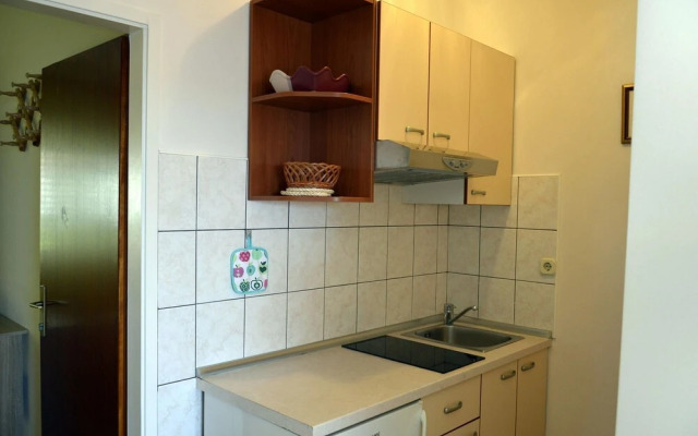 Zdravko - Comfortable & Close to the sea - A4