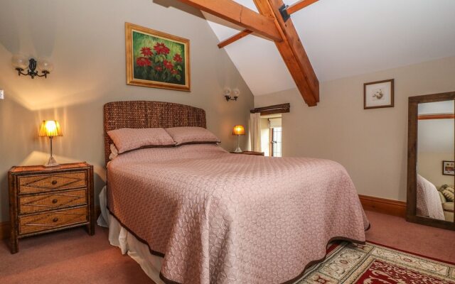 Tallet Barn