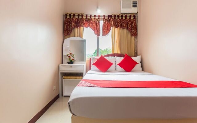 OYO 491 J & H Apartments