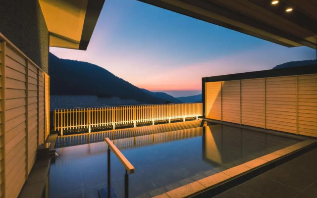 Hakone Gora KARAKU