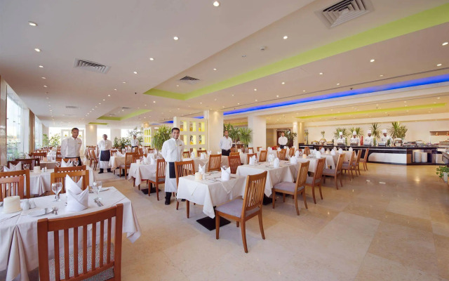 Concorde Moreen Beach Resort & Spa