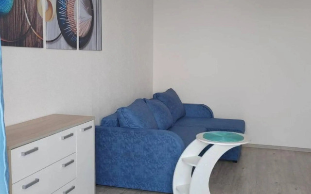 Cozy apartment on Leonova street 66