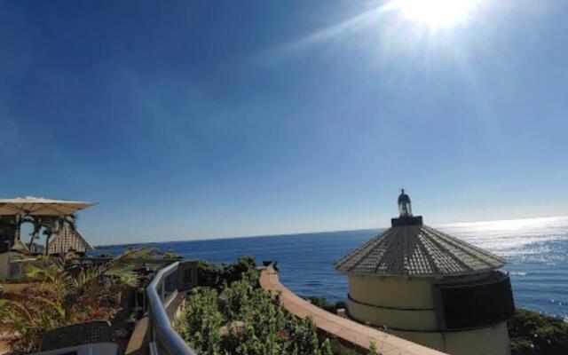 3-BR GOLD LUXURY Oceanfront+ Pool & Breakfast area