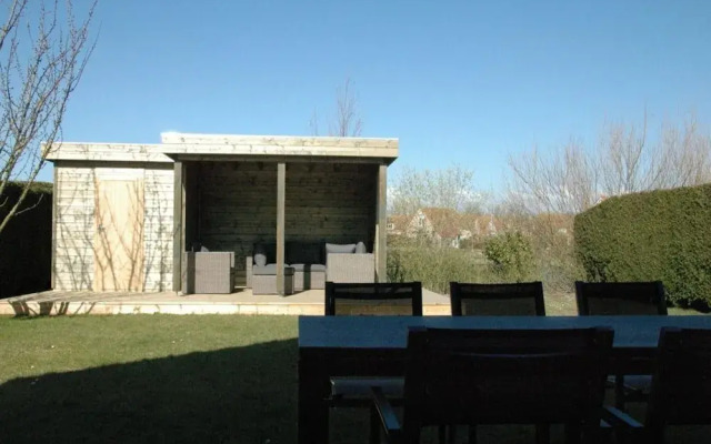Cosy Holiday Home With Garden