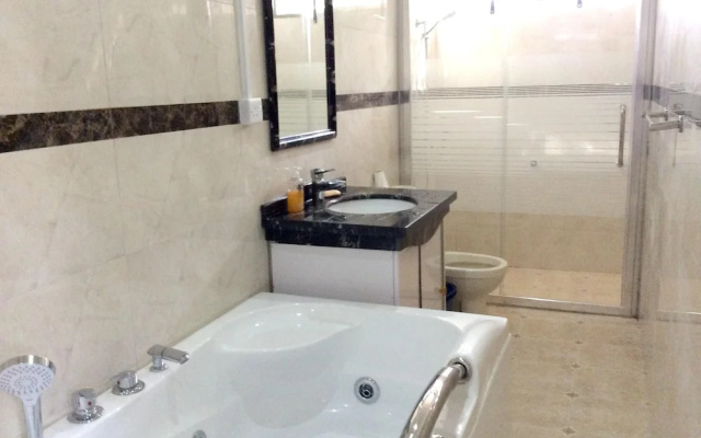 Apartment With 3 Bedrooms in Flic en Flac, With Shared Pool and Balcony - 200 m From the Beach