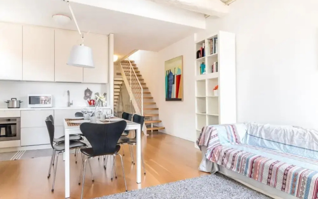 Canal View Apartment