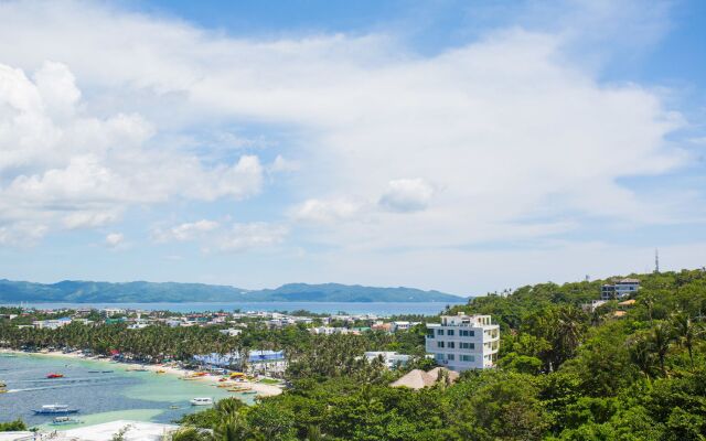 Den Pasar Boracay Luxury Apartments