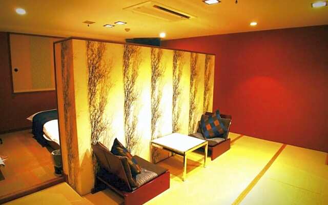 Hotel 24(Twenty four)