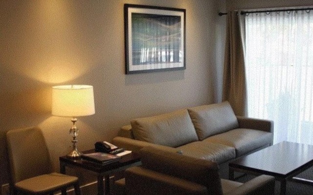 Traveller's Inn City Ctr And Conf Ctr