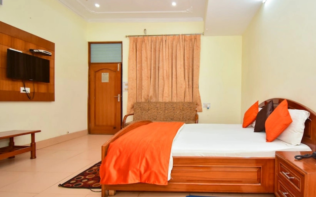 Hotel Vrindavan Garden