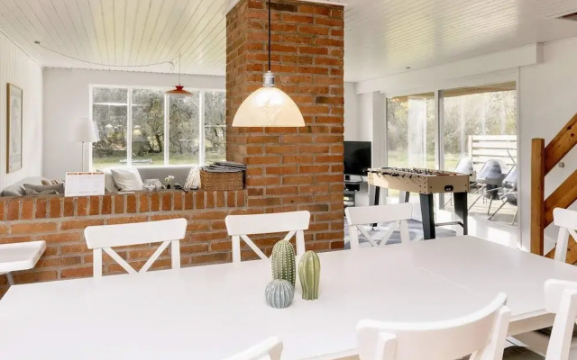 8 Person Holiday Home in Blavand