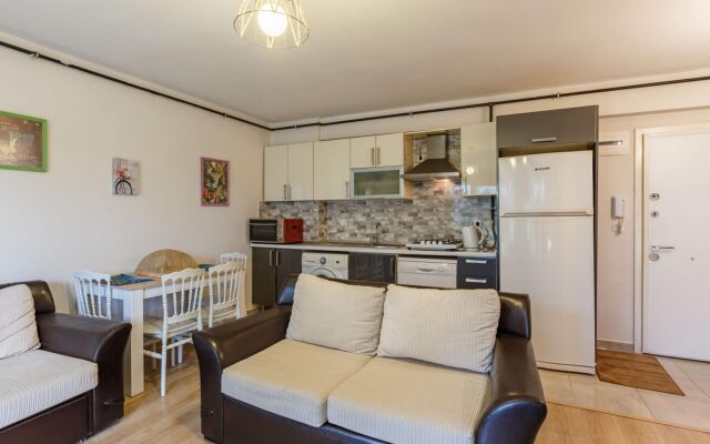 Cozy Flat Near Public Transportation in Tuzla