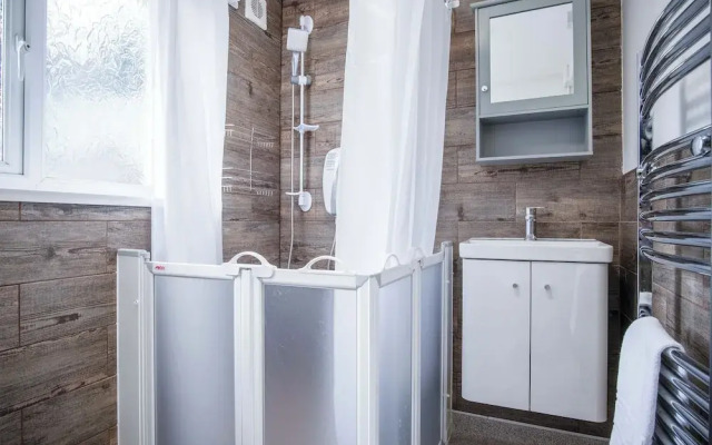 Fleet Street - 2 Bedroom - Swansea