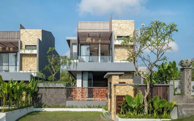Serene Retreat Villa Ayra by Azure