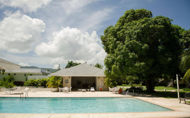 Seawind On the Bay - Apartments