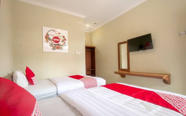 OYO 594 Joglo Manggisan Syariah