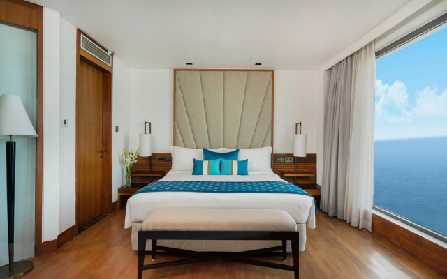 InterContinental Marine Drive Mumbai by IHG