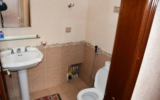 Nurziyo Guest House