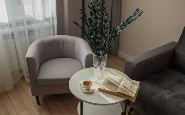 Апартаменты на проспекте Победы 83