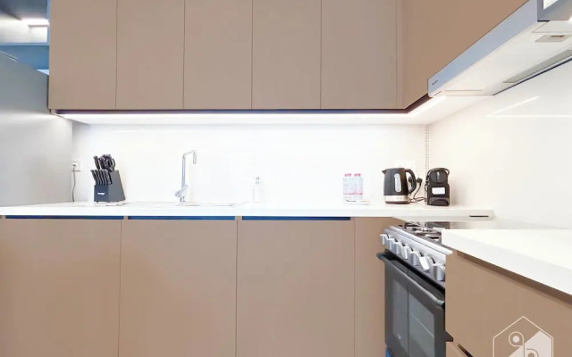 2B With Stunning Burj Views at Burj Crown