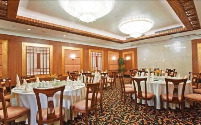 Sichuan Hotel West Wing