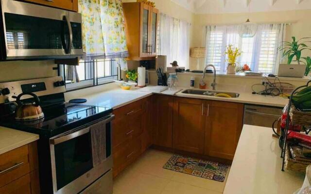 720 Sea Breeze Vacation Home