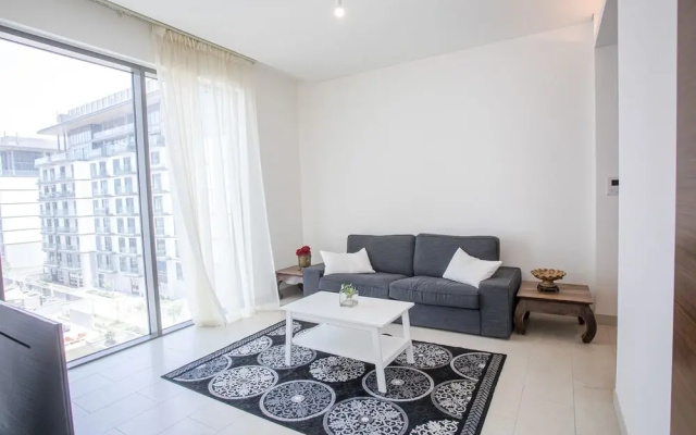 Luxury Studio Apartment at Sobha Hartland