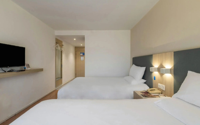 Yi Ting Hotel (Shenzhen Xixiang Bus Station)