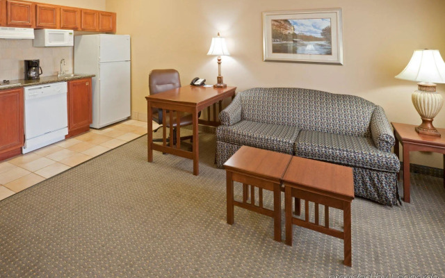 Staybridge Suites Lubbock - University Area by IHG