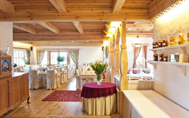 Głeboczek Vine Resort& Spa