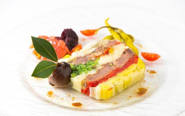 Hôtel Etchémaïté