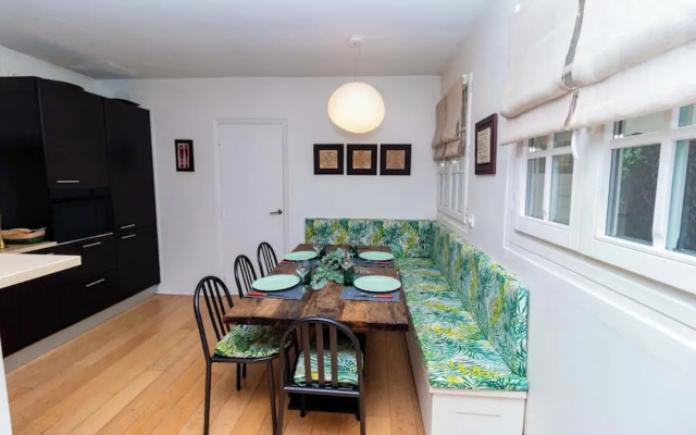 Superb Terrace Apart Champs Elysees Eiffel Tower