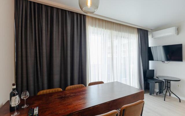 The SPOT Apartments - Orbi Beach Tower