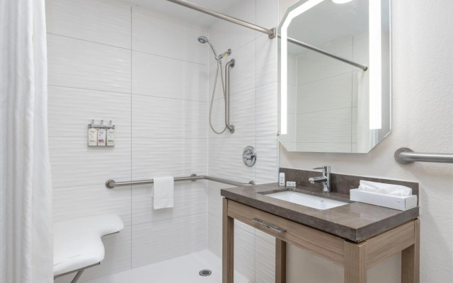 Candlewood Suites Houston (The Woodlands) by IHG