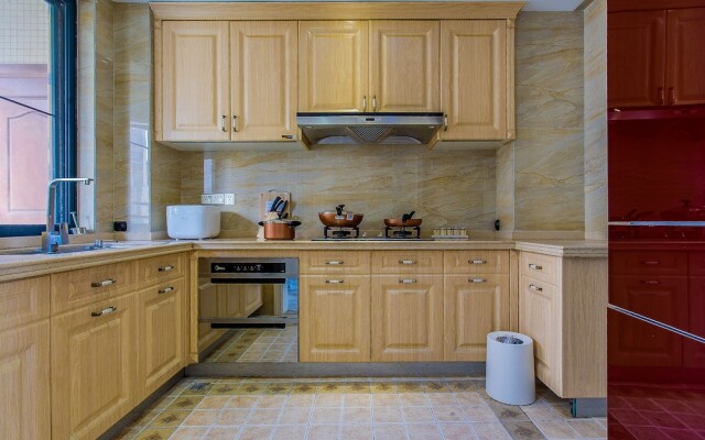 Locals Boutique Apartment Huafa Plaza 12